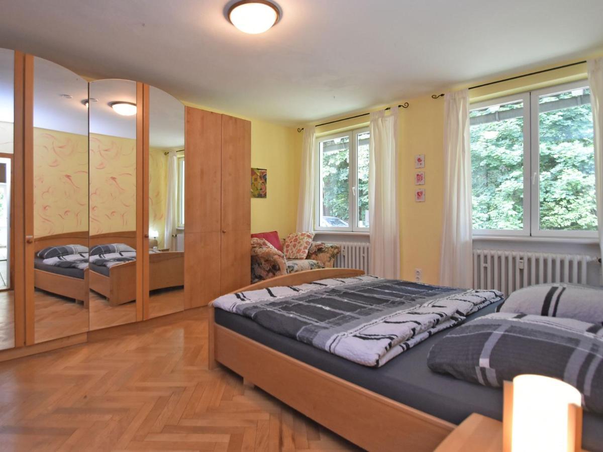 Spacious Near The Area *