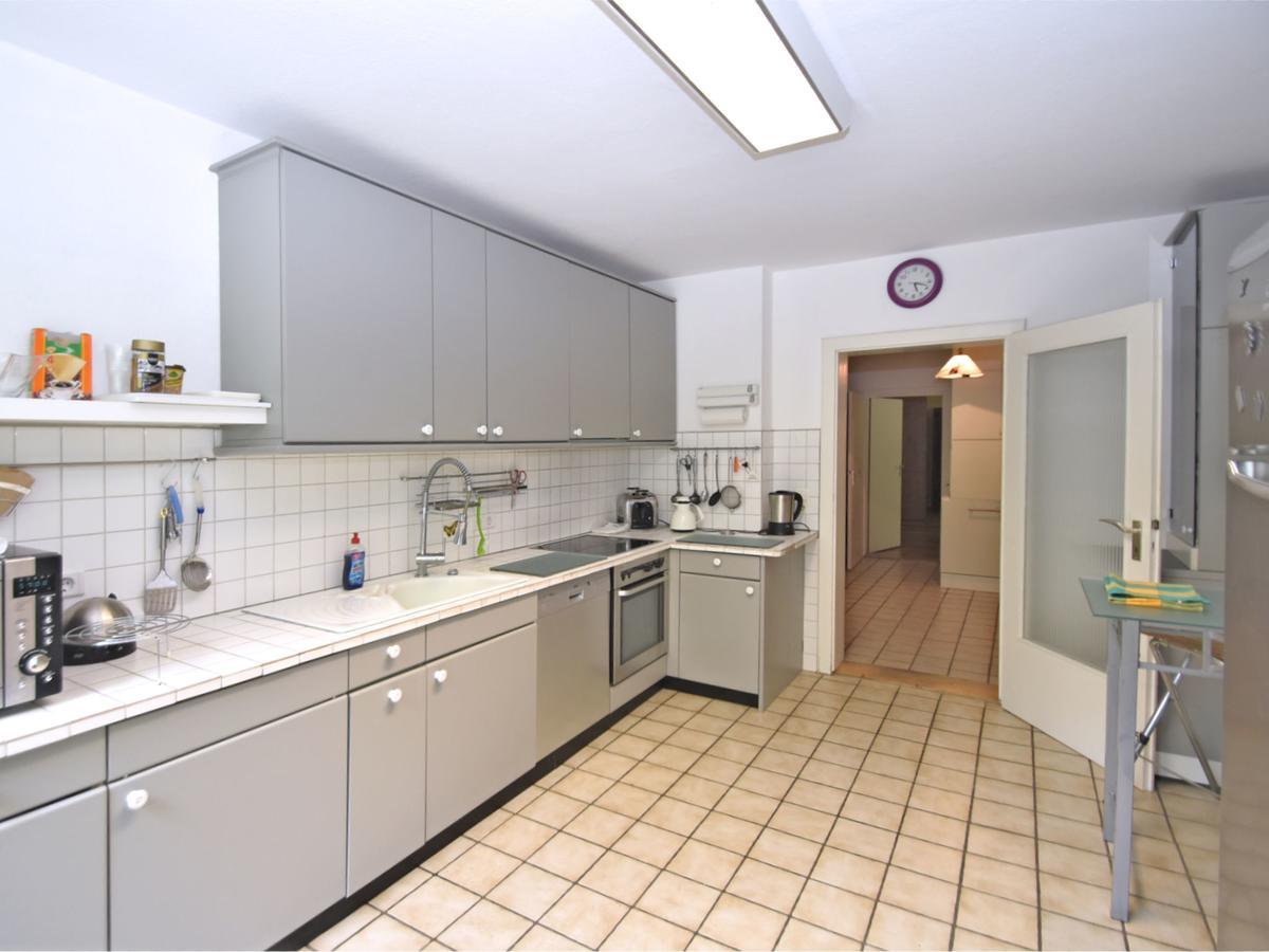 Spacious Near The Area